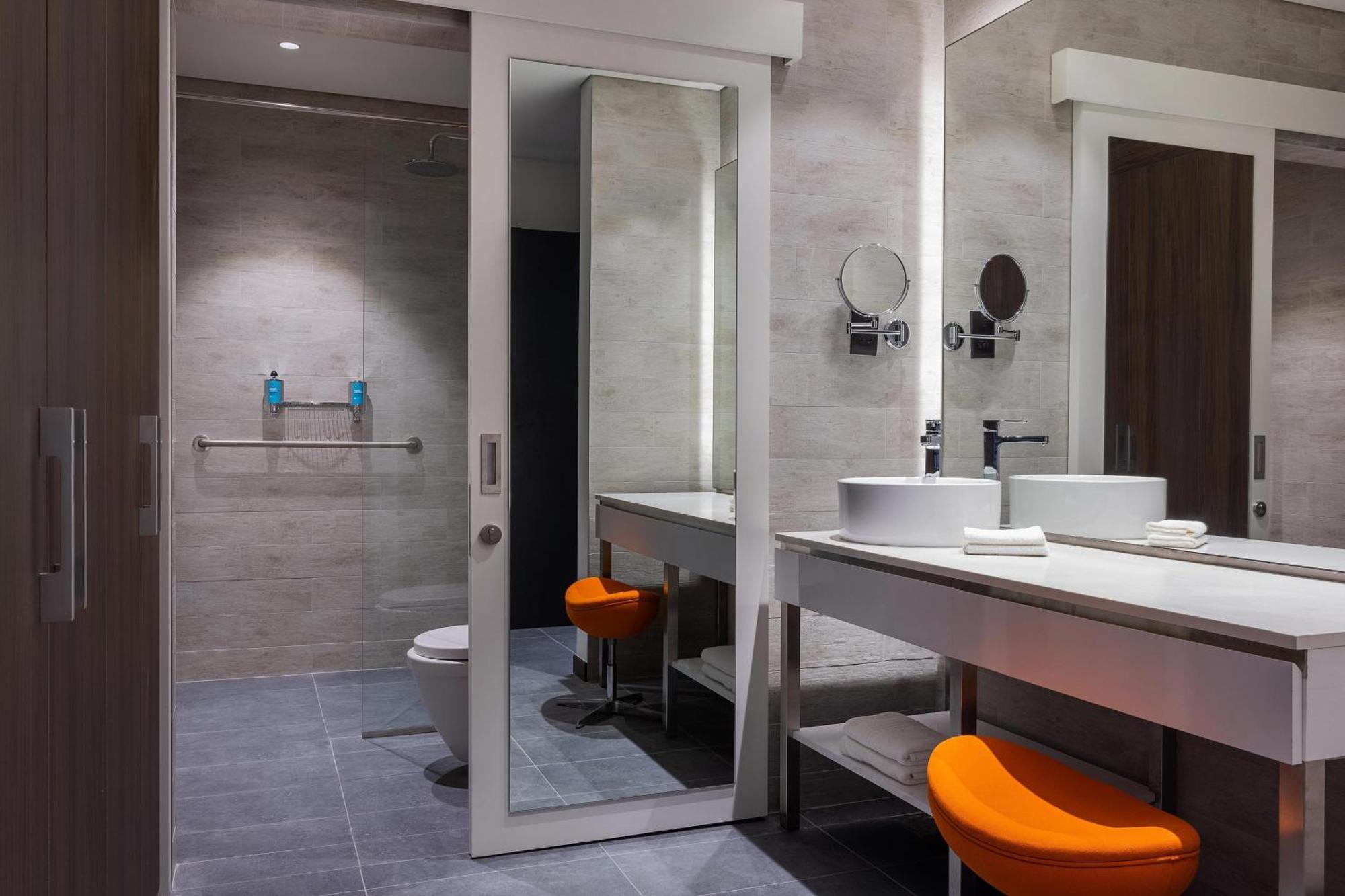Aloft Dubai Airport Hotel ภายนอก รูปภาพ